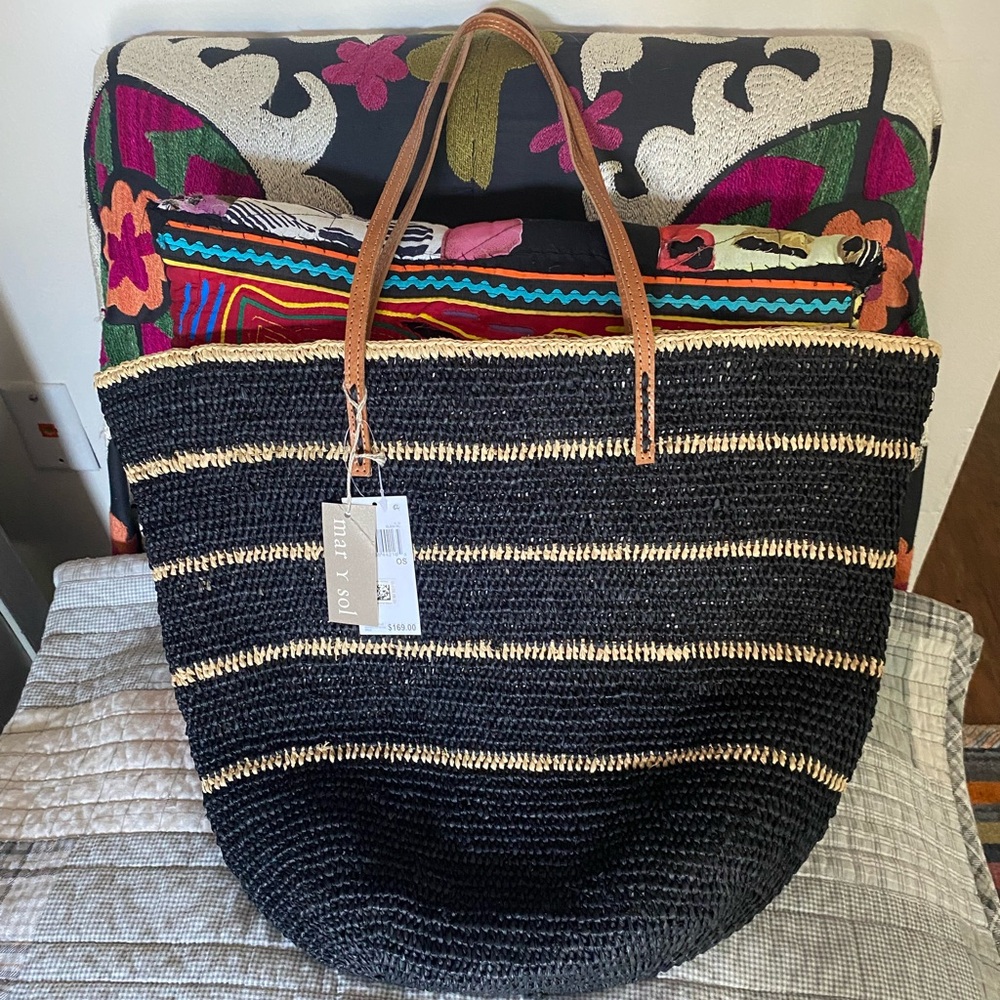 Mar Y Sol Black Tote